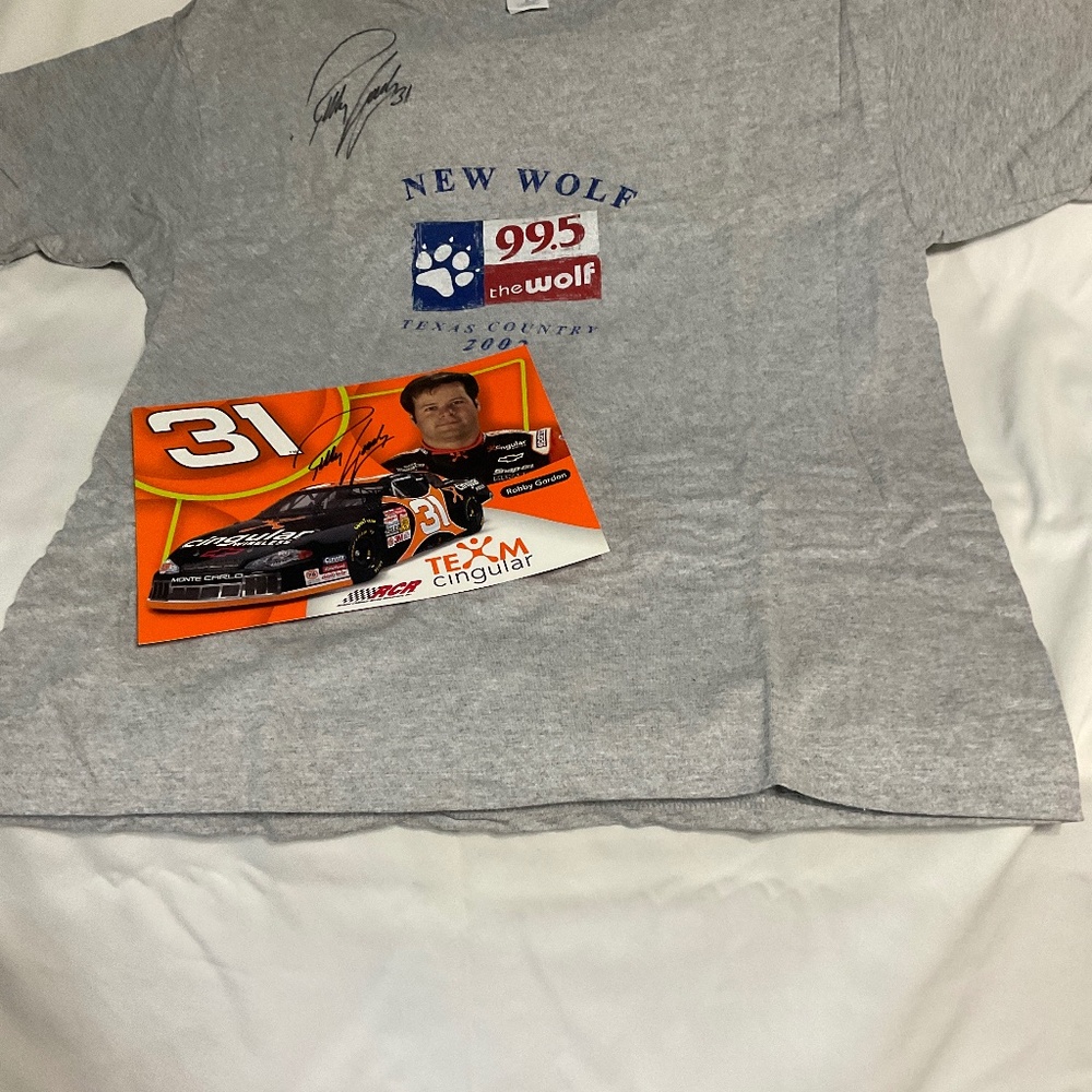 NASCAR Bobby Gordon signed t-shirt and hero card XL.  M176